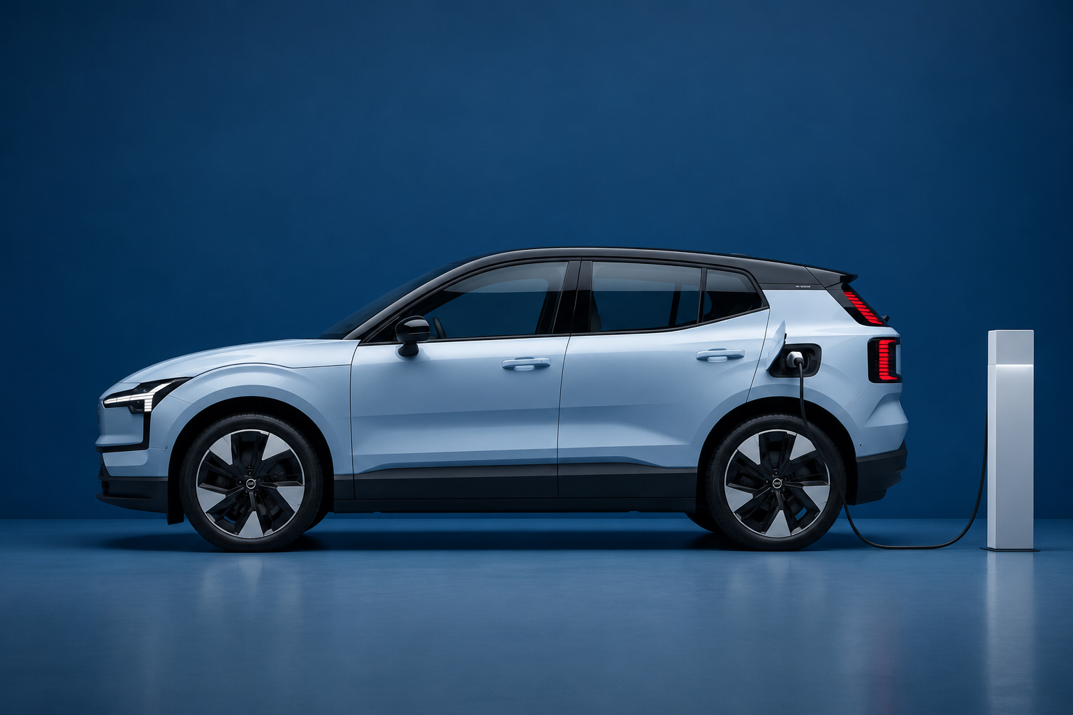 VOLVO EX30 ESTATE 200kW P5 Plus 51kWh 5dr Auto